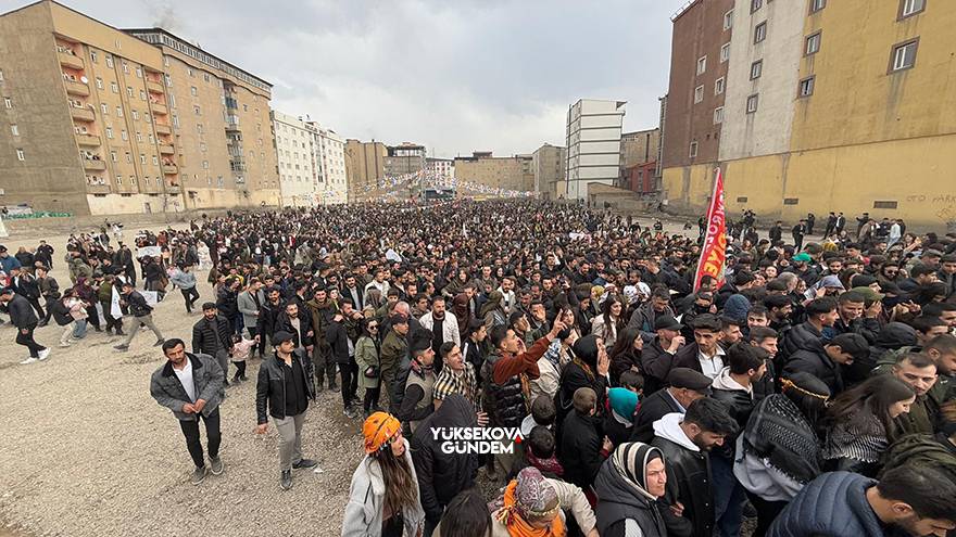 Yüksekova'da Newroz Kutlamaları 10 Yıl Sonra Yeniden Eski Cilo Saha 84