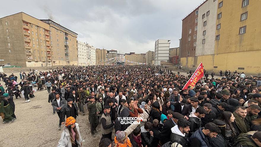 Yüksekova'da Newroz Kutlamaları 10 Yıl Sonra Yeniden Eski Cilo Saha 85