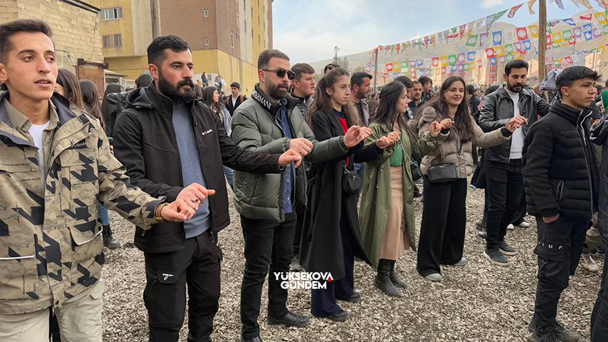 Yüksekova'da Newroz Kutlamaları 10 Yıl Sonra Yeniden Eski Cilo Saha 89