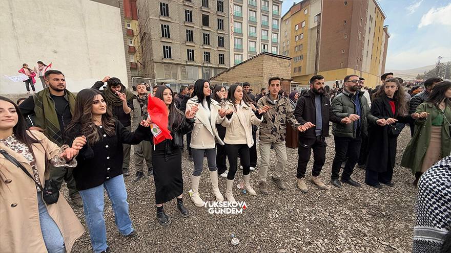 Yüksekova'da Newroz Kutlamaları 10 Yıl Sonra Yeniden Eski Cilo Saha 90