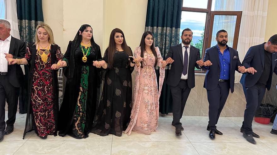 Yüksekova’da Arslan Ailesinin Mutlu Günü 135