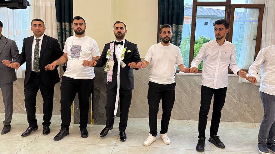 Yüksekova’da Arslan Ailesinin Mutlu Günü 143