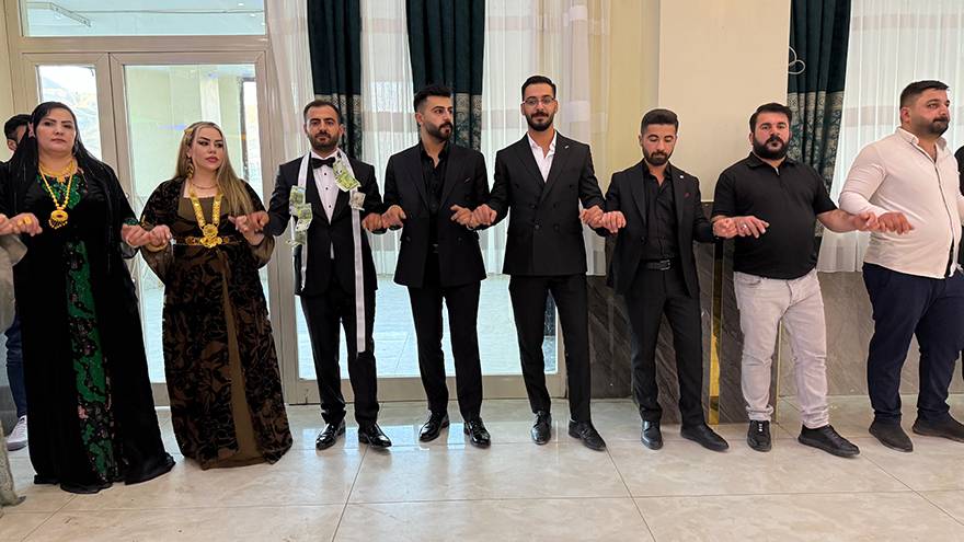 Yüksekova’da Arslan Ailesinin Mutlu Günü 52