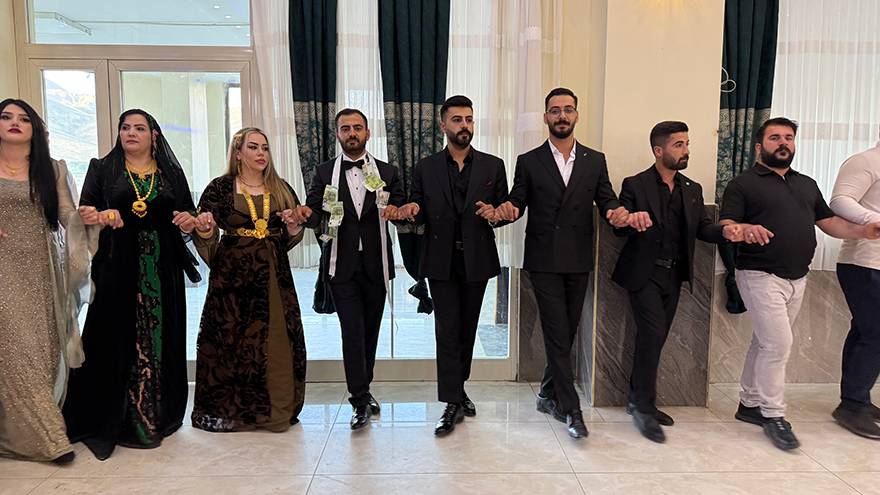 Yüksekova’da Arslan Ailesinin Mutlu Günü 55