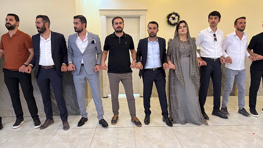 Yüksekova’da Arslan Ailesinin Mutlu Günü 74