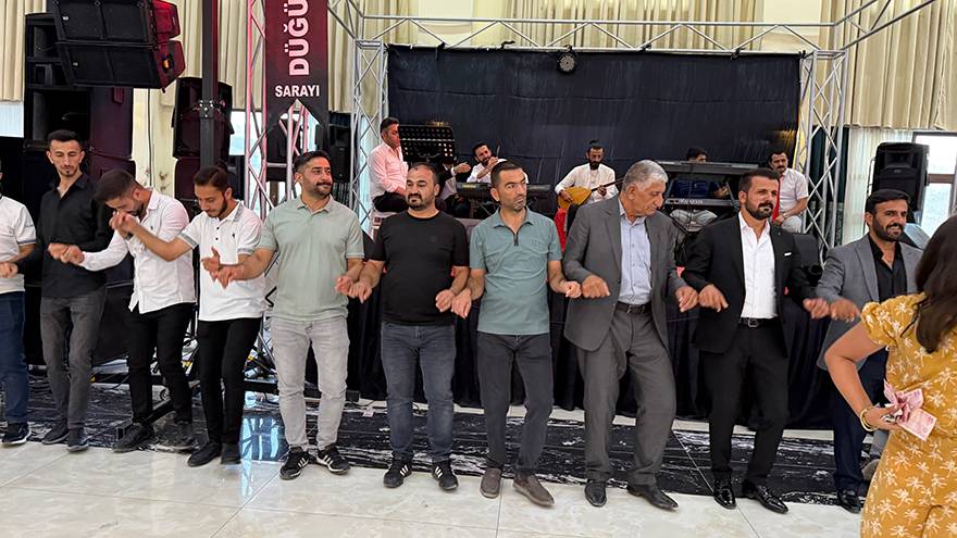 Yüksekova’da Arslan Ailesinin Mutlu Günü 97