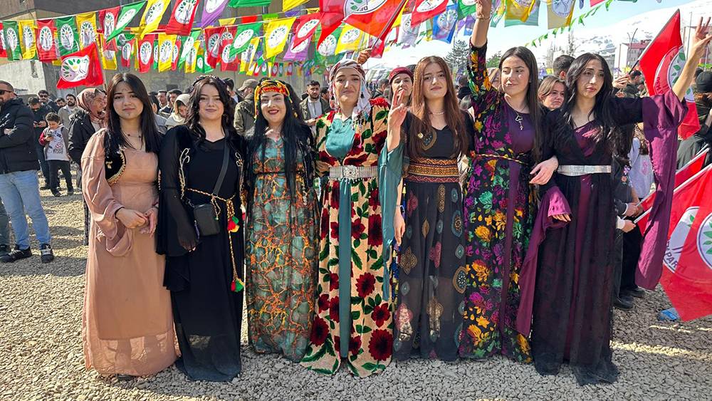 Yüksekova'da Newroz Kutlandı 1