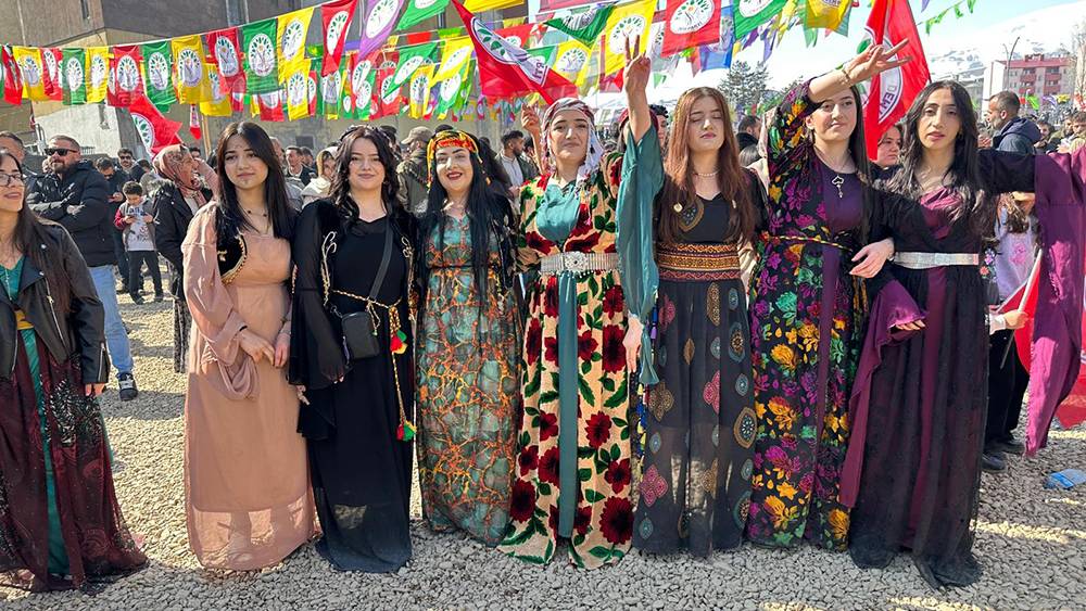Yüksekova'da Newroz Kutlandı 4