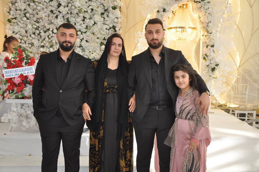 24 Ağustos - 30 Eylül Yüksekova Düğünleri 70