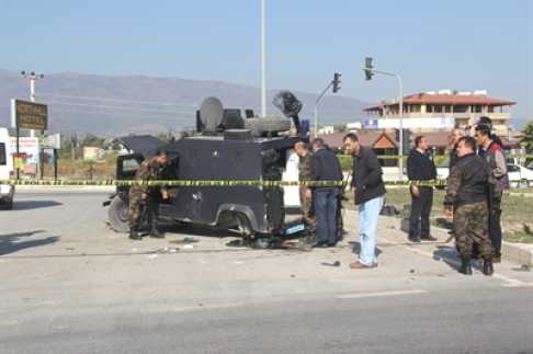 Ağrı'da zırhlı araç kaza yaptı: 1 ölü 5 yaralı