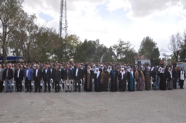 Yüksekova'da halk toplantısı