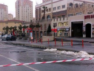 AVM önünde bomba bulundu