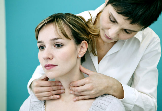 Tiroid hastalıkları kadınlarda artış gösteriyor