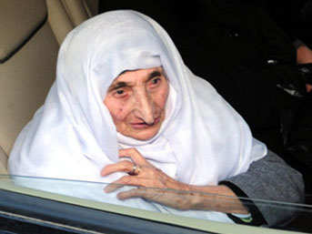 Berfo Nine oğlunun izine ulaştı