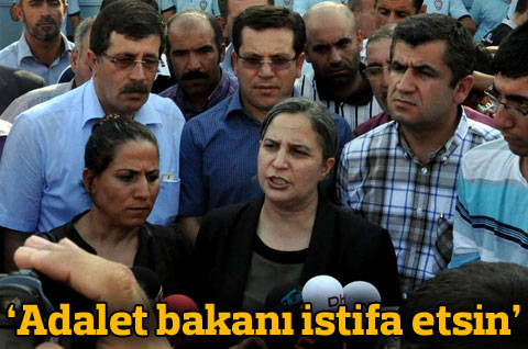 'Adalet bakanı istifa etsin'