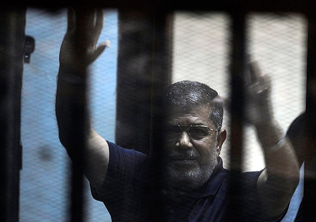 Mursi'ye 25 yıl hapis