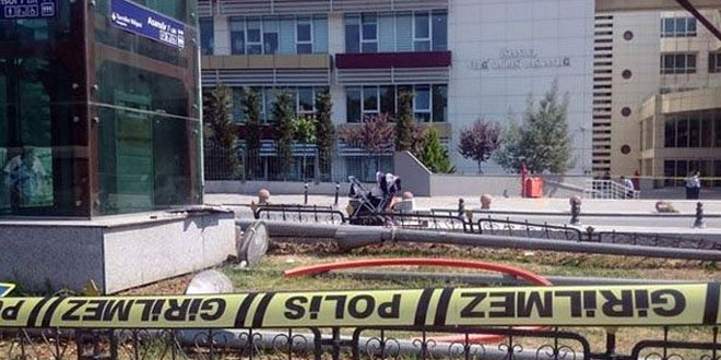 İstanbul Emniyet Müdürlüğü yakınında bomba alarmı