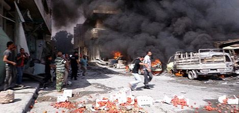 Bomba yüklü araç patladı