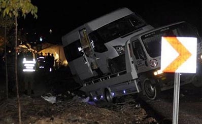Beton Mikseri Çarptı: 7 Kişi Öldü