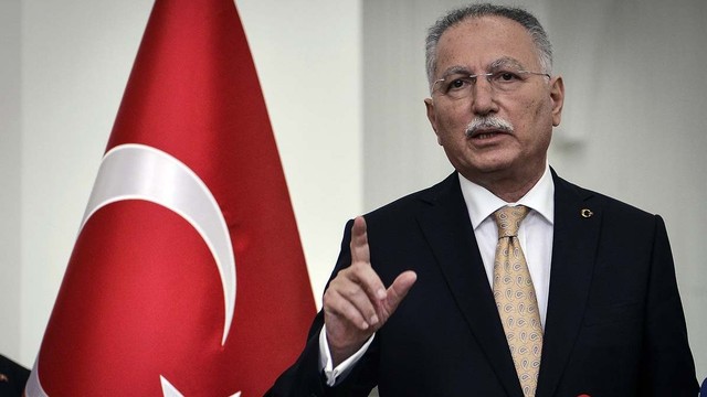 Ekmeleddin İhsanoğlu MHP'den aday