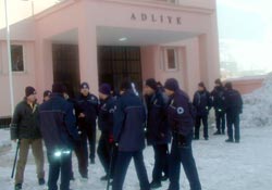 Hakkari gözaltıları adliyede