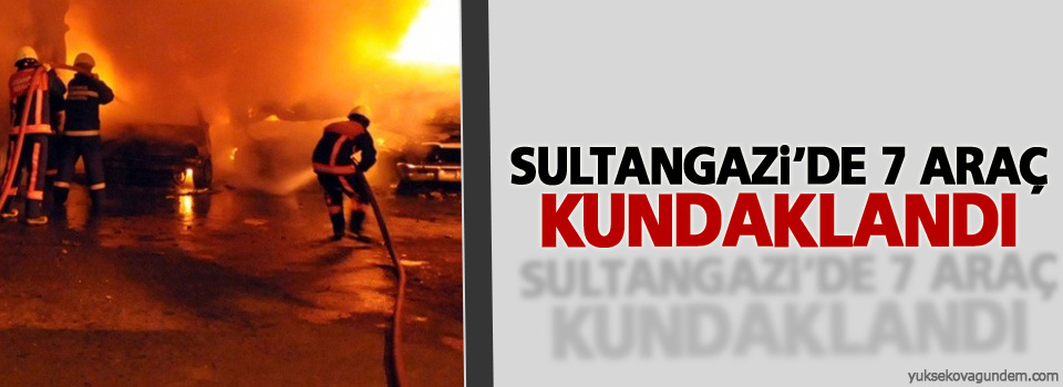 Sultangazi’de 7 araç kundakladı