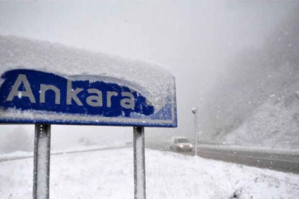 Ankara'da yoğun kar yağışı