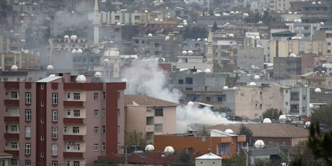 Cizre Belediyesi’ne polis baskını