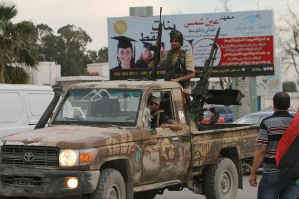 Libya'da ordu ve İslamcılar arasında çatışma: 12 ölü