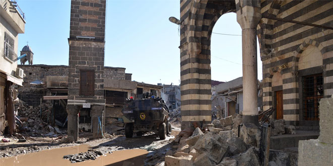 Sur’da 12 kişi tahliye edildi