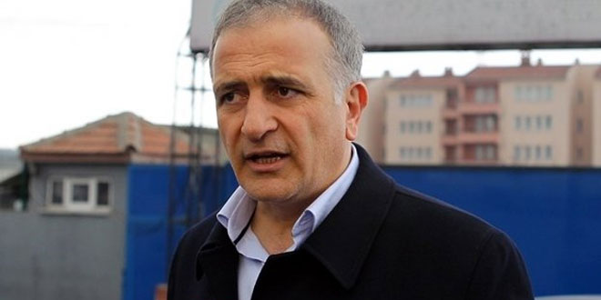 Dumanlı hakkında “Cumhurbaşkanına hakaret”ten yakalama kararı