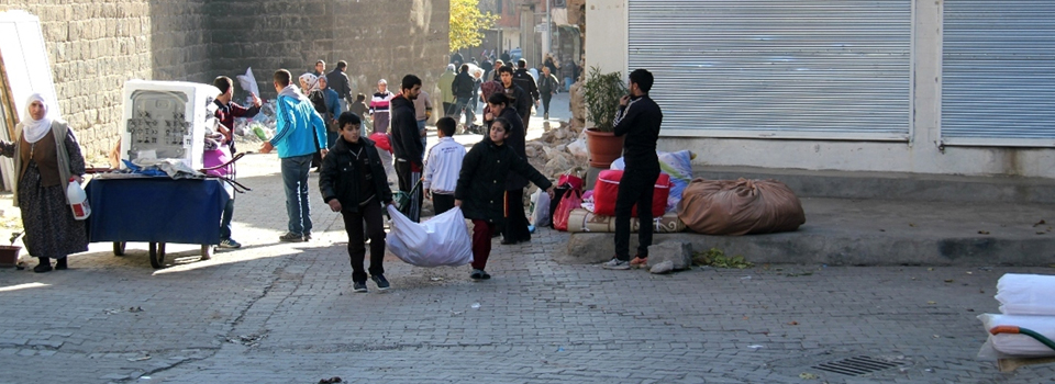 Sur'da 6 sokakta daha 'yasak' kalktı