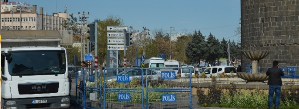 Sur’daki mevzi ve beton bloklar kaldırılıyor