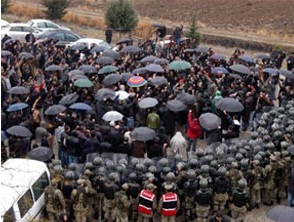 Maraş anmasına polis ve asker müdahalesi