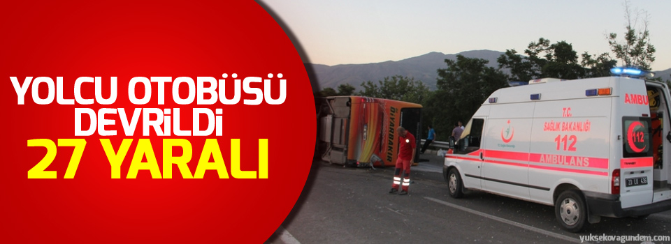 Elazığ'da yolcu otobüsü devrildi