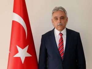 Hakkari Valisi Toprak'tan '30 Ağustos Zafer Bayramı mesajı'