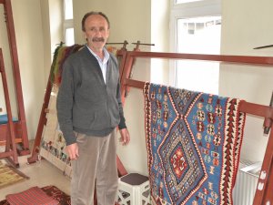 Hakkari kilimi ilgi bekliyor