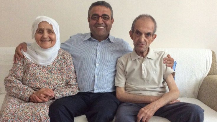 Tanrıkulu'nun babası vefat etti