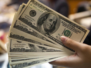 Dolar 3,49'a çıktı
