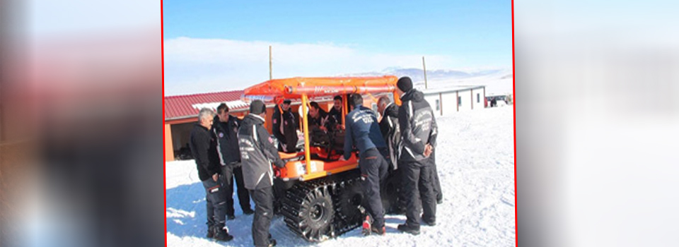 AFAD’ın 8x8 Anfibik aracı kar eğitiminde