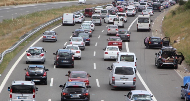 Trafiğe kayıtlı araç sayısı 21 milyonu aştı