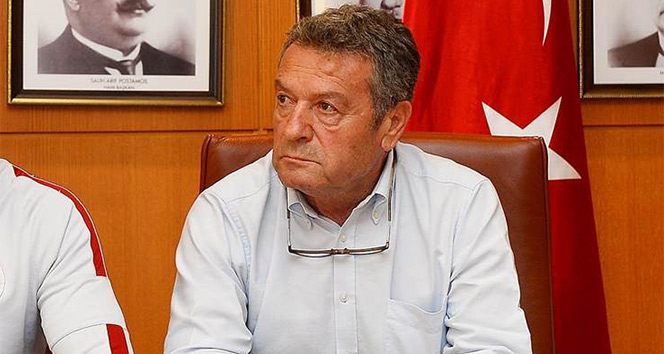 Galatasaray'da Nasuhi Sezgin istifa etti