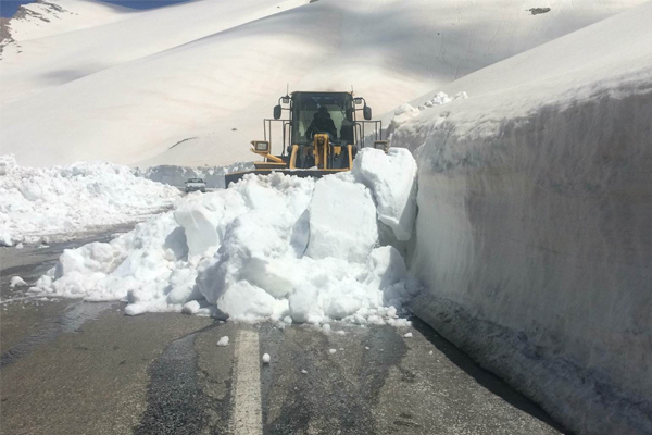 Van’da 14 mahalle yolu kapalı