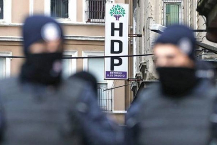 HDP il eş başkanları tutuklandı