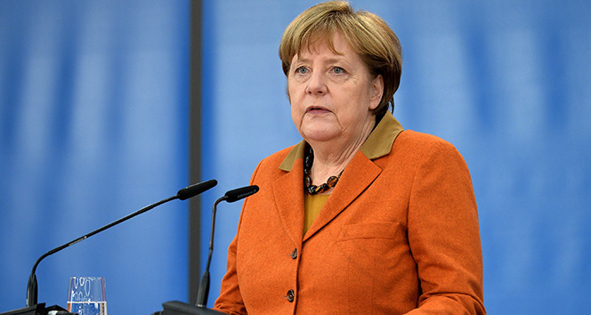 Merkel: Esad dönemi sona erdirilmeli