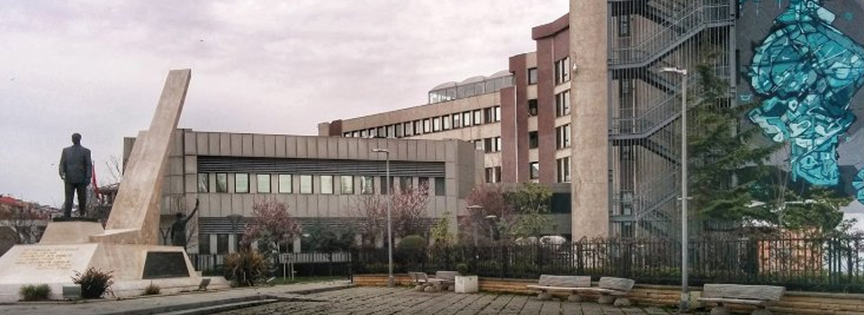 Kadıköy Belediyesi'ne yurtdışı yasağı