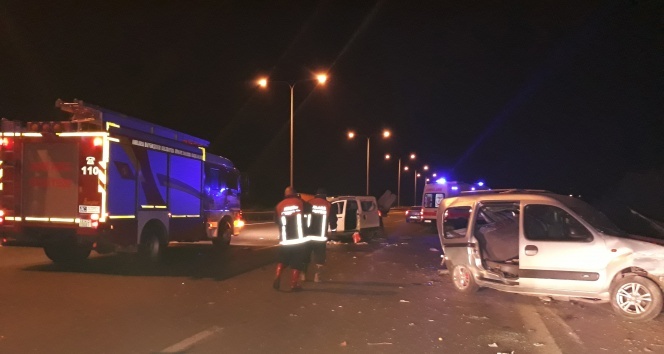 Trafik kazası meydana geldi, 9 yaralı