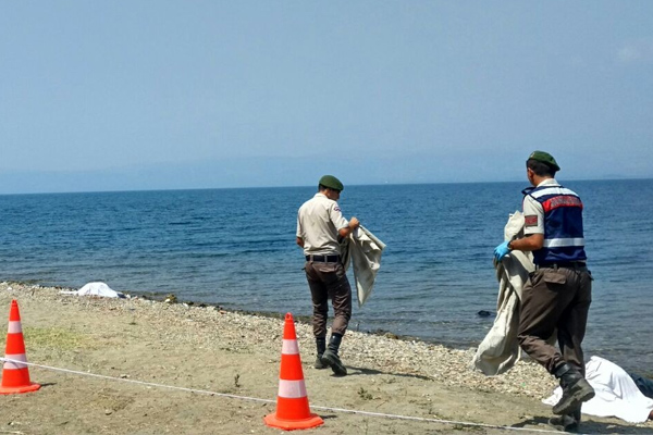 Gölde facia 4 kişi boğularak can verdi