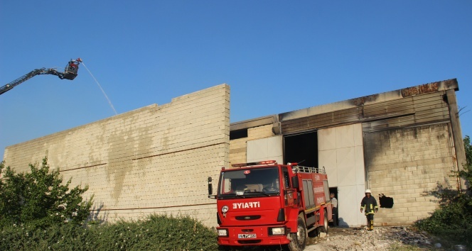 İplik fabrikasındaki yangın kontrol altına alındı