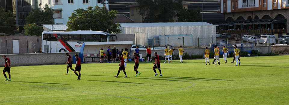 Yüksekova Belediyespor son hazırlık maçını yaptı